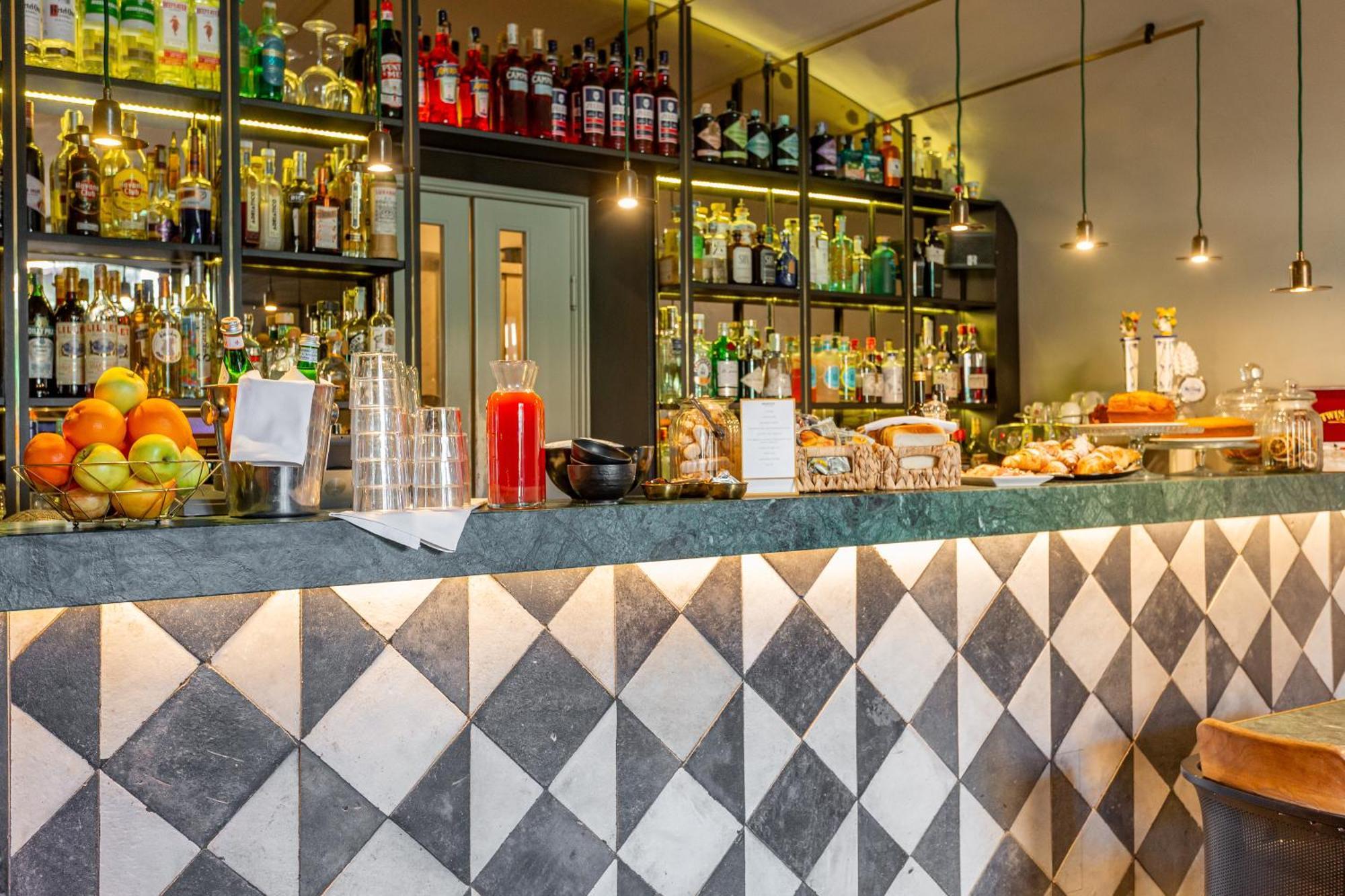 Hotel Parrasio Roma Ngoại thất bức ảnh